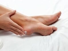 Gommage des pieds facile a faire a la maison!