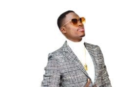 La belle et charmante épouse du chanteur Momo Dieng (Vidéo) Momo Dieng