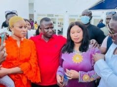 L’incroyable Leumbeul de Aida Samba devant son mari à Gambie accompagnée de Mbaye Dieye Faye Aida Samba Mbaye Dieye Faye