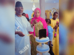 Anniversaire de Ngoye Fall: Son mari, Askia lui offre une voiture de luxe et un gâteau de reine Anniversaire de Ngoye Fall