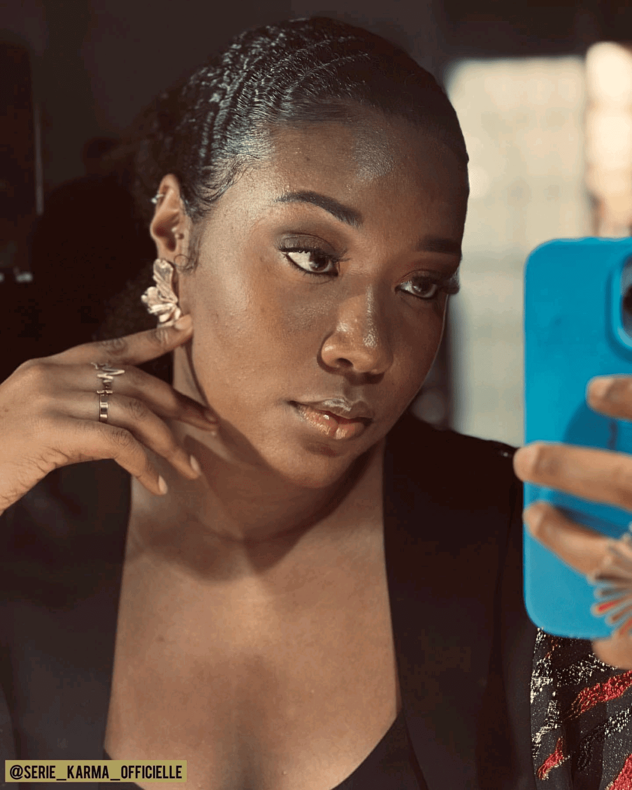 La charmante actrice Malika de la série "Karma" - Afriseries & Ciné