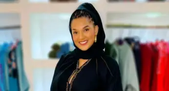 La séduisante actrice Eva de la série « Pod et Marichou »