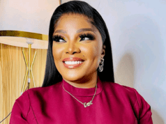 La ravissante actrice Emy Dany Bassong alias Sophie dans la série « Madame Monsieur »