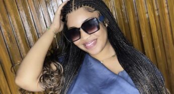 La ravissante chanteuse Aicha Koné toujours aussi séduisante ( Photos)