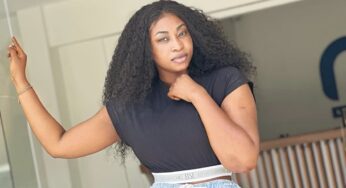 La magnifique actrice ivoirienne Kadhy Touré en mode jeans (Photos)