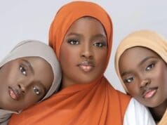 La lumineuse BK Mou Serigne Saliou avec sa team