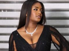 Virginie : La Jeune Actrice Radieuse Sublime dans une Élégante Robe Noire