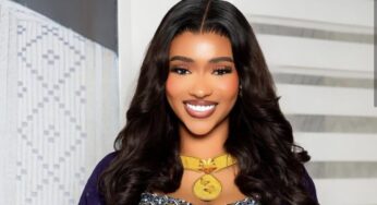 Racky Aidara, éclatante de beauté dans une tenue aux inspirations africaines !